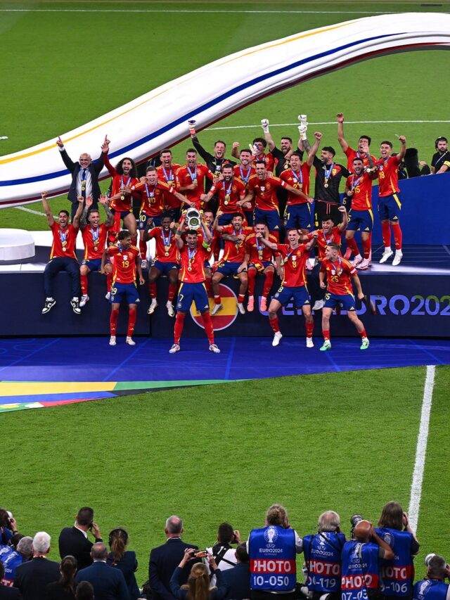 Read more about the article यूरो 2024 फाइनल: स्पेन ने इंग्लैंड के खिलाफ 2-1 की जीत के साथ चौथी चैंपियनशिप जीती, सबसे सफल टीम का खिताब किया हासिल।